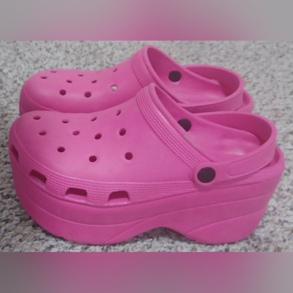 Bright Pink Platform Clog Sandals - Picture 4 of 5